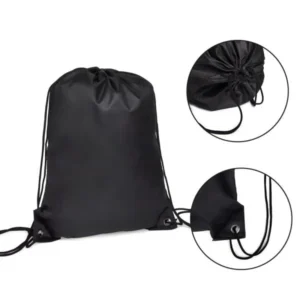 MOCHILA SACOLA EM NYLON 190D - PRETA - 42X32CM